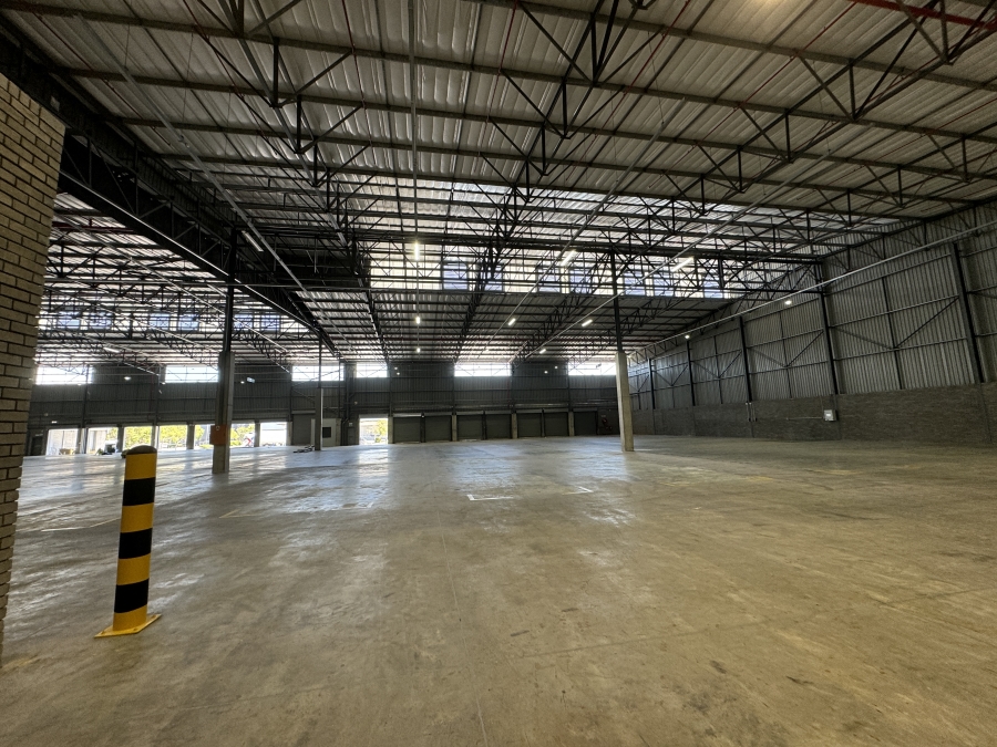 To Let commercial Property for Rent in Montague Gardens Western Cape